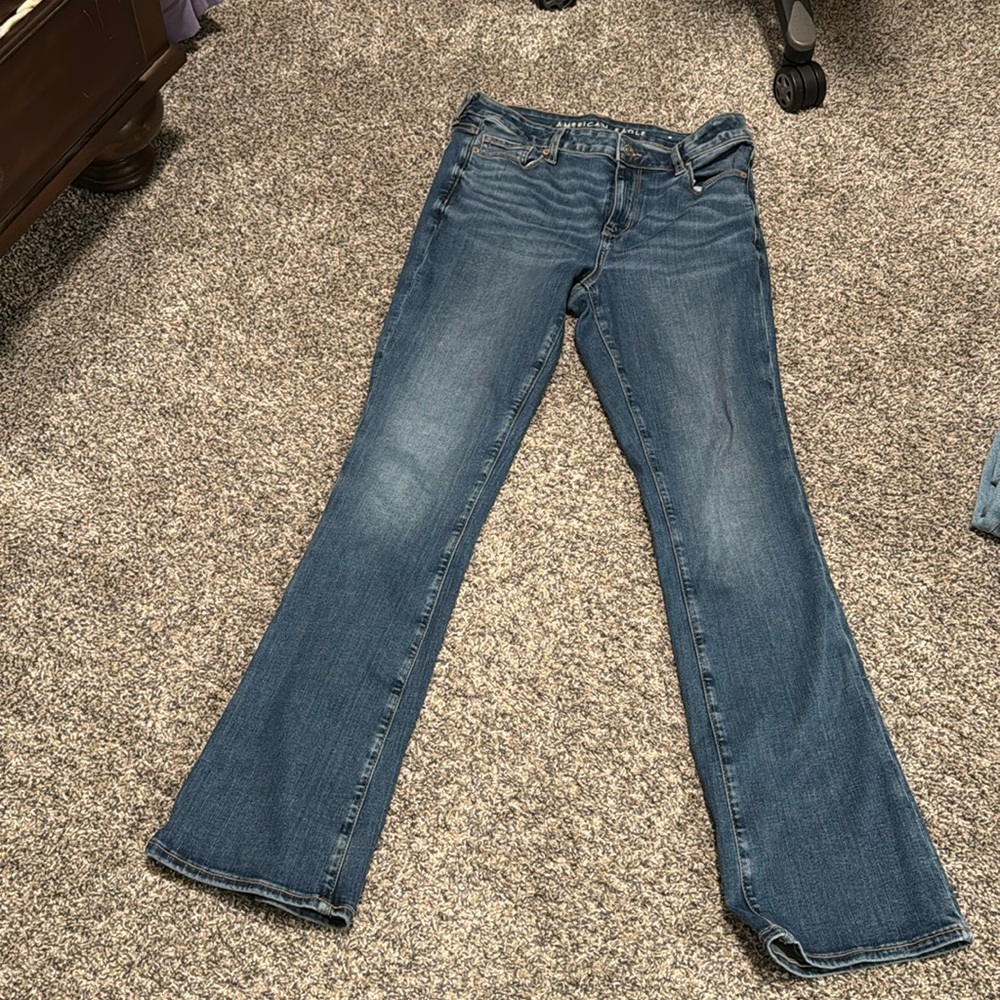 American Eagle Skinny Kick Jeans